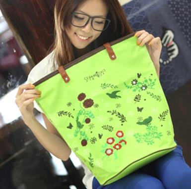 กระเป๋าVivian รุ่น 009-20-088G นำเข้าของแท้ 100% ค่ะ พร้อมส่ง