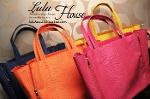 Pre-orderกระเป๋าสะพาย Luluhouse รุ่น LL85zippi  ดีไซน์เก๋มาก ซื้อ 1 ใบได้ 2 ใบ