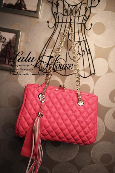 Pre-order กระเป๋าสะพาย Luluhouse รุ่น LL138bl4 สีชมพู ดูหรูหรา 