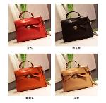 หมดค่ะ กระเป๋าaxixi สไตล์เกาหลี  รุ่น T025 รุ่นนี้น่ารัก สีเหลืองน้ำตาล สะพาย คล้องแขวน และถือ