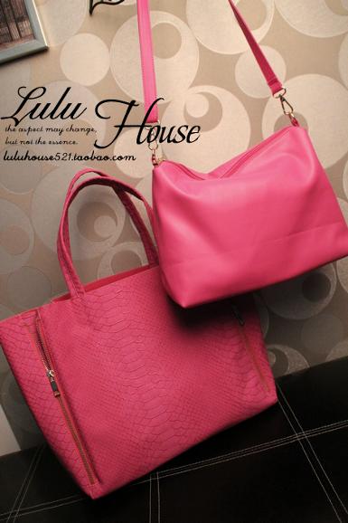 Pre-order กระเป๋าLuluhouse รุ่น LL85zippi3 แถมกระเป๋าภายในให้ 1 ใบ ซึ่งใช้เป็นกระเป๋าสะพายได้