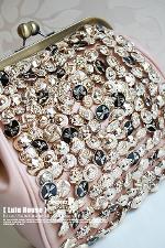 กระเป๋าLulu house รุ่น LL101pi Pre-order ดูหรูหราทันสมัยมาก สีชมพูอ่อน ปรดับเลื่อมสวยมาก
