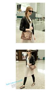 หมดค่ะ กระเป๋าAxixi เกาหลี  รุ่น 10057  ดูดี มีกระเป๋าภายในลายเสือ ทำเป็นกระเป๋าสะพายได้อีก 1 ใบ 