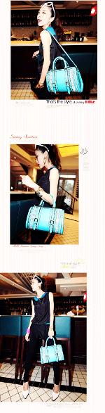 หมดค่ะ กระเป๋าสะพายMaomao รุ่นm31-016  ดีไซน์สวย สีฟ้า (classic blue) ใช้ถือ คล้องแขน และสะพายได้ค่ะ